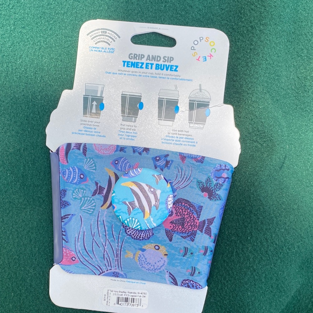 VERA BRADLEY PopSocket Grip and Sip with Blue Ocean Fish Design. NWT
